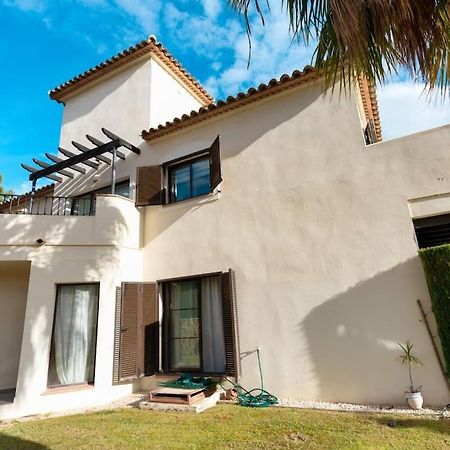 Villa Lux Финестрат Экстерьер фото